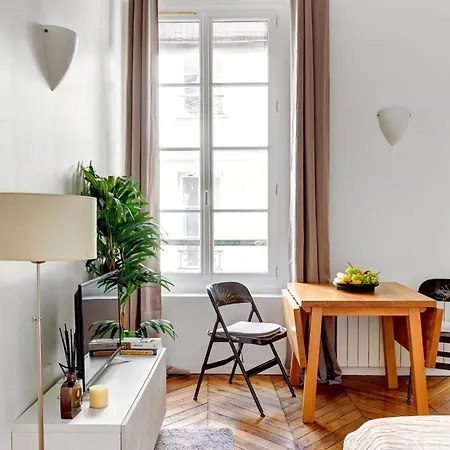 Charming 1br By Palais Royal & Louvre Apartment *